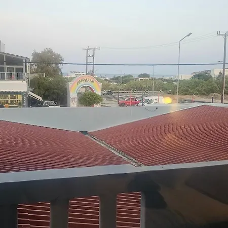 Jack Daniel Friends アパート *