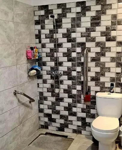 Jack Daniel Friends 公寓 法里拉基