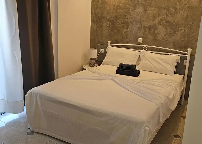 Jack Daniel Friends 公寓 法里拉基