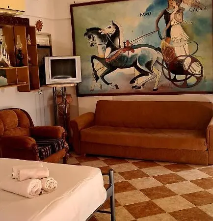 Jack Daniel Friends Apartment
